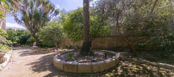  Castillos de 30 habitaciónes en Lecce, Italy No. 236893 12