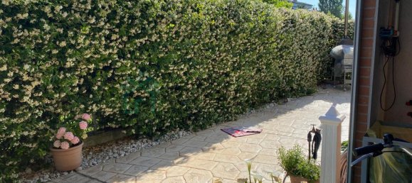 3 rooms Apartment in Caldiero, Italy No. 40261 5