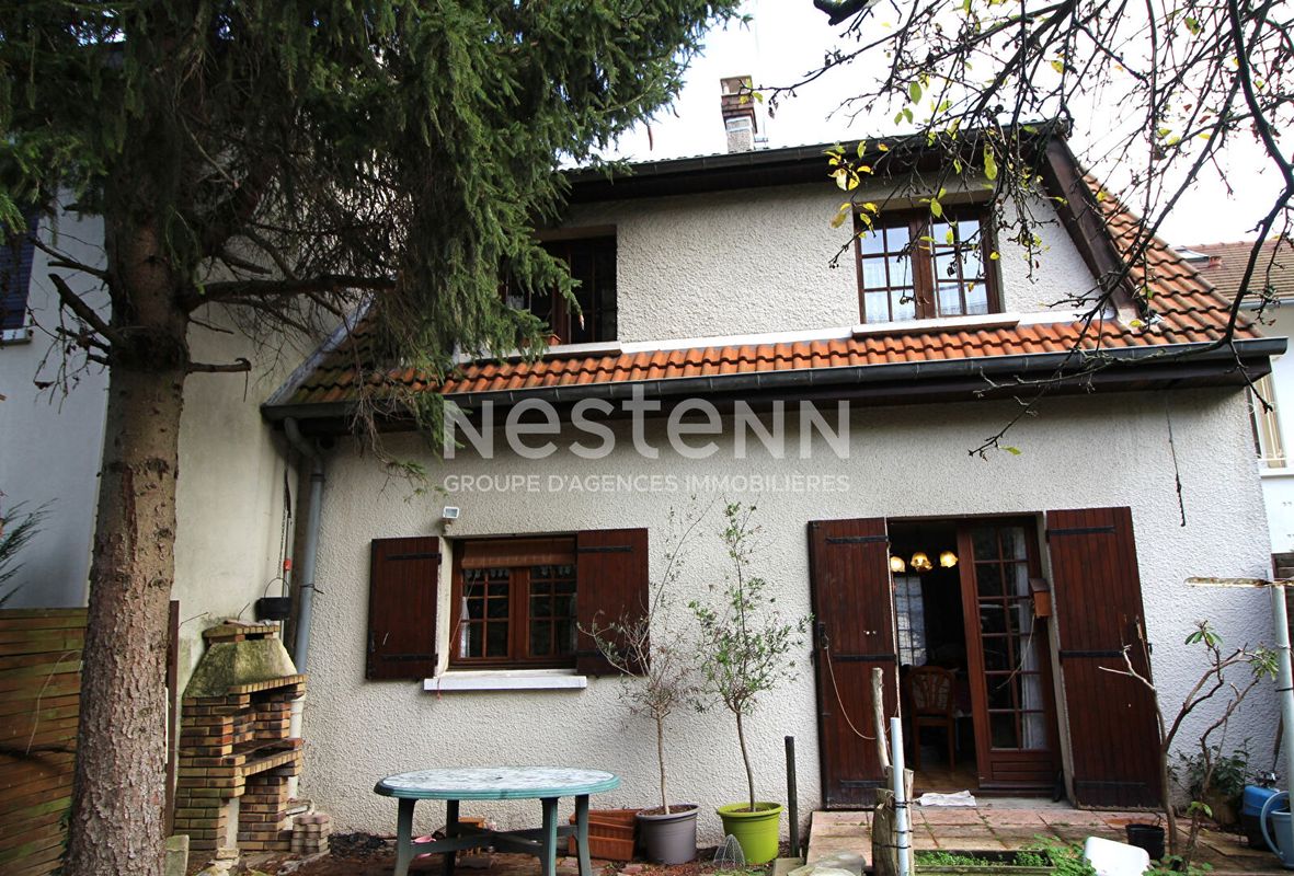 3 bedrooms House in Massy, France No. 165450