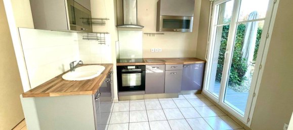 1 bedroom Apartment in Ozoir-la-Ferriere, France No. 329894 3