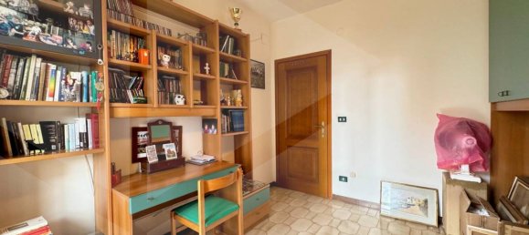 4-salle Propriété commerciale à Matera, Italy No. 23192 27