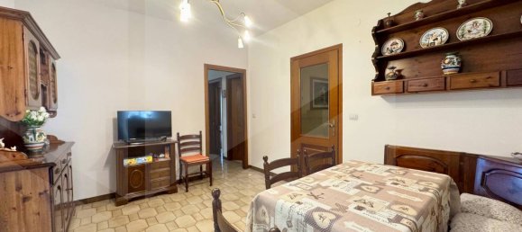 4-salle Propriété commerciale à Matera, Italy No. 23192 14