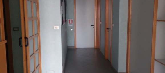 5 rooms Apartment in Asti, Italy No. 58902 3