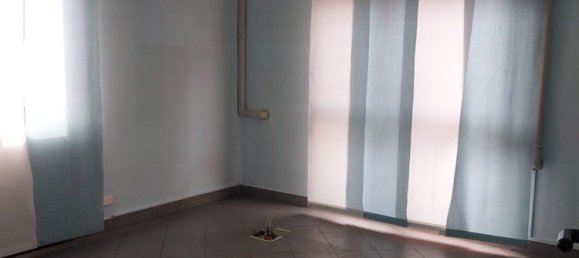 5 rooms Apartment in Asti, Italy No. 58902 9