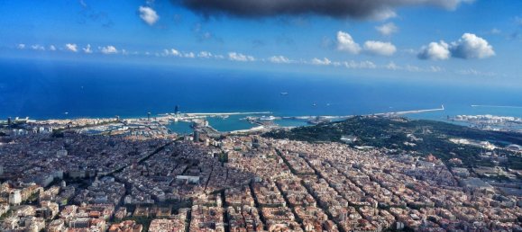 Propiedad comercial en Ciudad Vieja, Spain 78 m² No. 124465 32