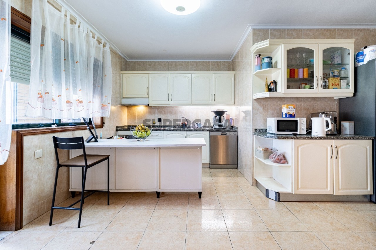 3 bedrooms Apartment in Vila Nova de Gaia, Portugal No. 349428