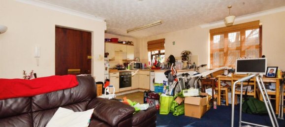 1 bedroom Apartment in Harrow, United Kingdom No. 6412 2