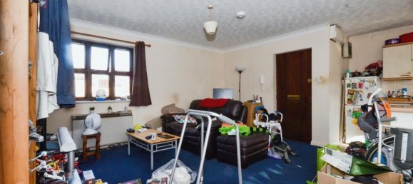 1 bedroom Apartment in Harrow, United Kingdom No. 6412 11