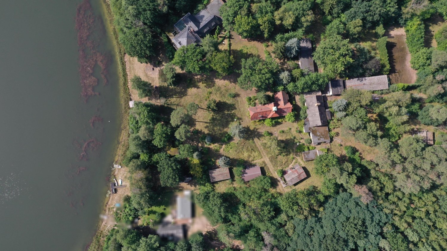 30 rooms Hotel in Spree-Neise, Germany No. 95650