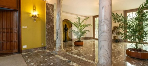 3 bedrooms Apartment in Caselle Torinese, Italy No. 323122 5