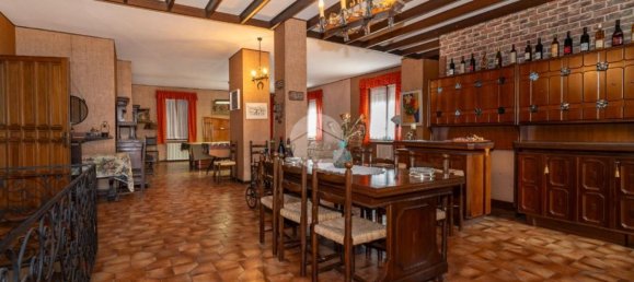 3 bedrooms Apartment in Caselle Torinese, Italy No. 323122 17