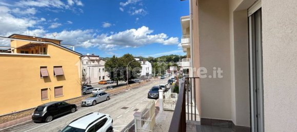 Apartamento de 2 dormitorios en Ascoli Piceno, Italy No. 370956 9