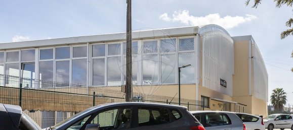 3 bedrooms House in Seixal, Portugal No. 24296 9