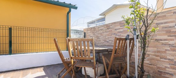 3 bedrooms House in Seixal, Portugal No. 24296 17