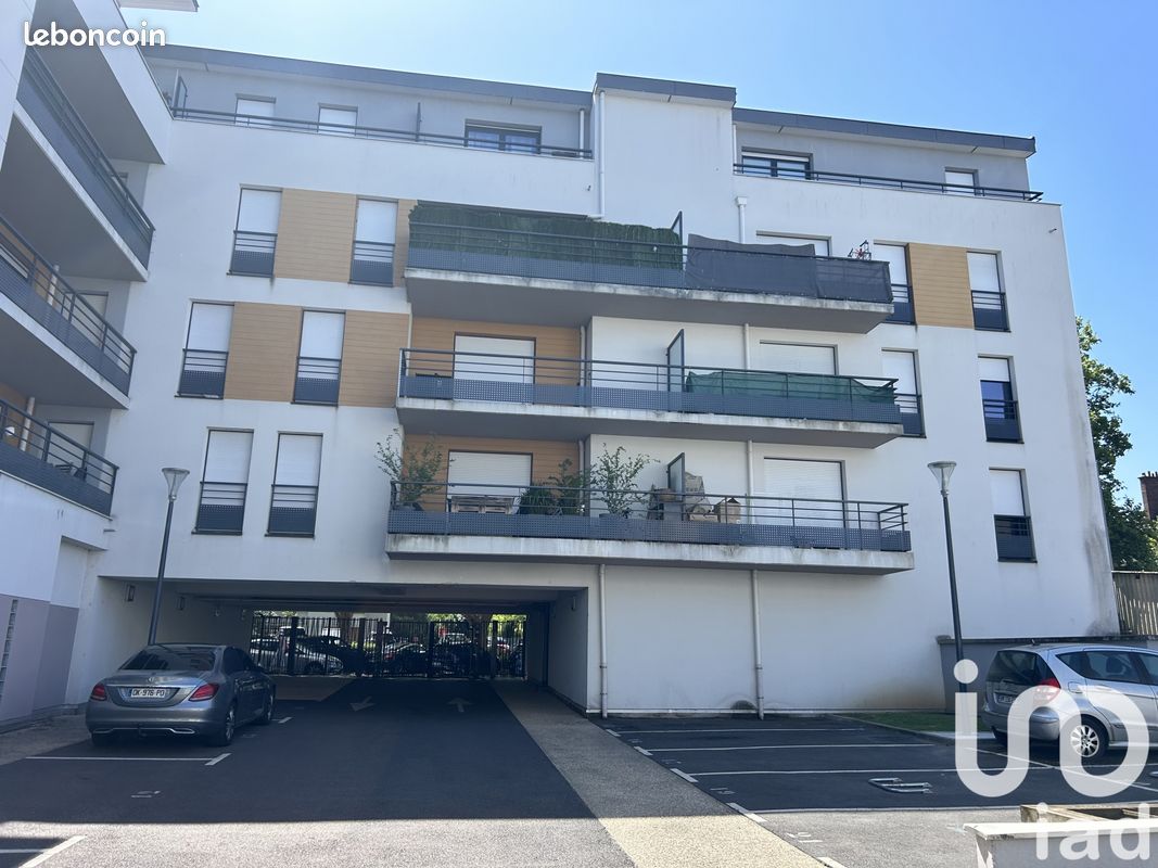 2 Schlafzimmer Wohnung in Saint-Ouen-l'Aumone, France, Nr. 330440