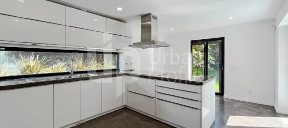 4 غرف نوم منزل في Cascais, Portugal رقم 119714 19