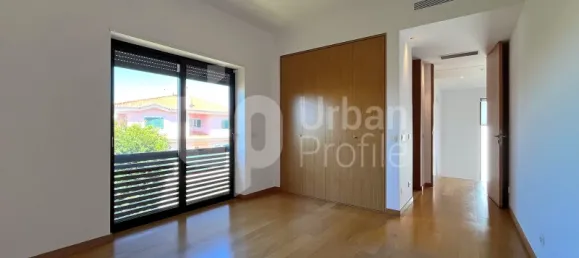 4 غرف نوم منزل في Cascais, Portugal رقم 119714 31