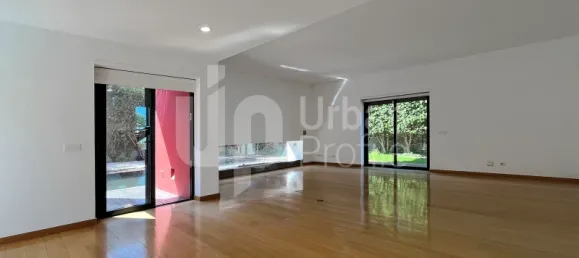 4 غرف نوم منزل في Cascais, Portugal رقم 119714 15