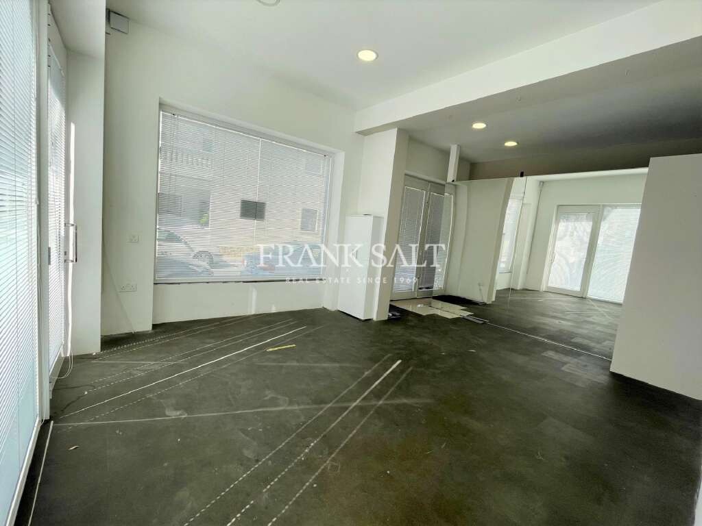  مكتب في Gzira, Malta رقم 12352