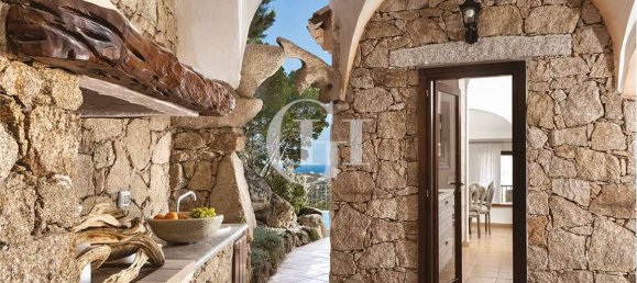 Villa de 4 dormitorios en Arzachena, Italy No. 172555 6