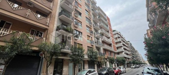 4 Schlafzimmer Wohnung in Bari, Italy, Nr. 343950 29