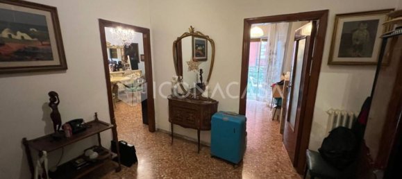 4 Schlafzimmer Wohnung in Bari, Italy, Nr. 343950 24