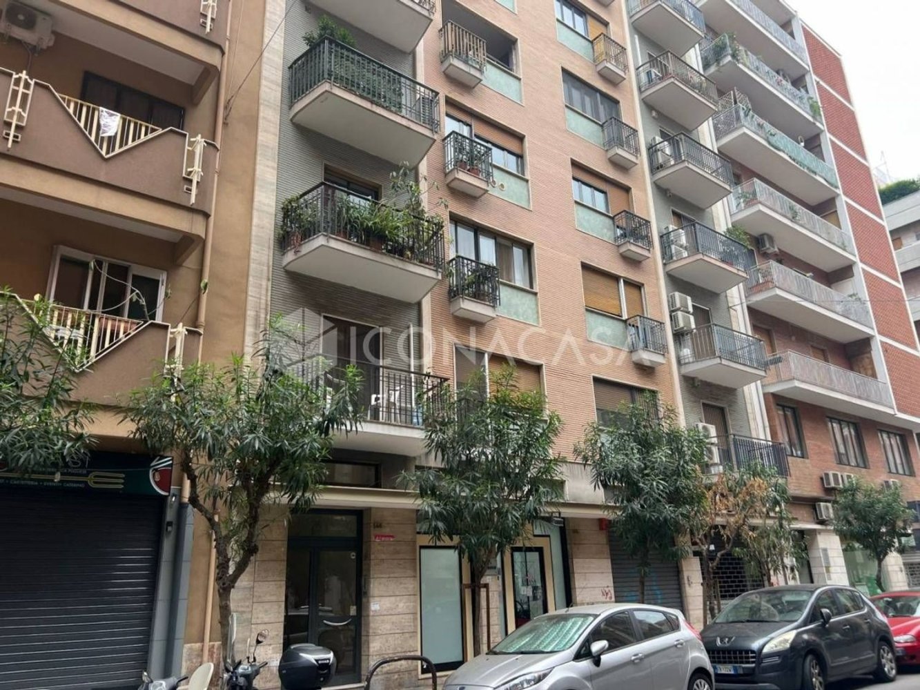 4 Schlafzimmer Wohnung in Bari, Italy, Nr. 343950
