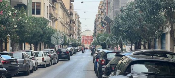 4 Schlafzimmer Wohnung in Bari, Italy, Nr. 343950 32