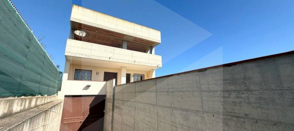 3 rooms Villa in Barletta, Italy No. 17908 6