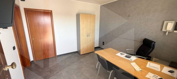 3 rooms Villa in Barletta, Italy No. 17908 22