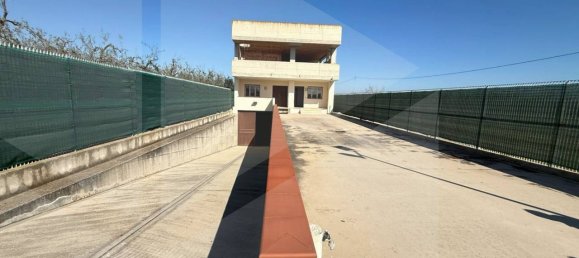 3 rooms Villa in Barletta, Italy No. 17908 4