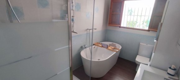 5 bedrooms House in Gea Y Truyols, Spain No. 169690 30