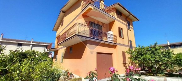 1 bedroom Apartment in Rome, Italy No. 273480 2