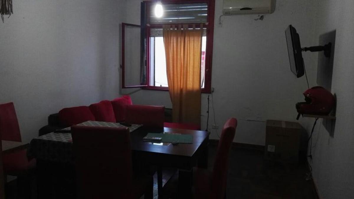 Studio in Buenos Aires, Argentina No. 98005