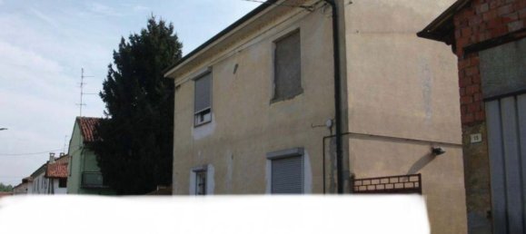 3 bedrooms Villa in Langosco, Italy No. 156339 14