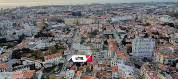 1 bedroom House in Porto, Portugal No. 21002 5