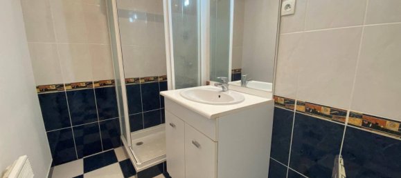 Edificio en Amiens, France 180 m² No. 95352 5