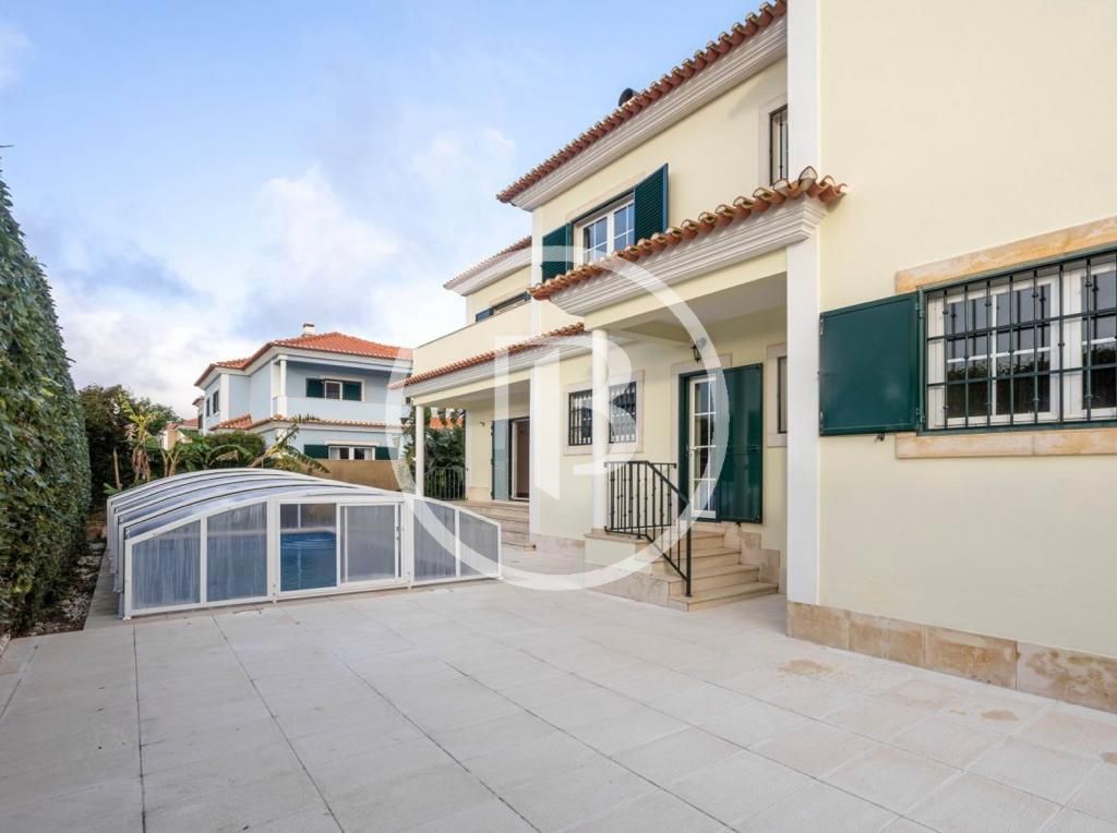 5 bedrooms House in Cascais, Portugal No. 183098