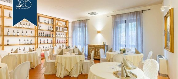 70 bedrooms Hotel in Laterina Pergine Valdarno, Italy No. 373680 9