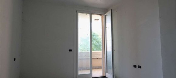 2غرفة شقة في Inzago, Italy رقم 95836 2