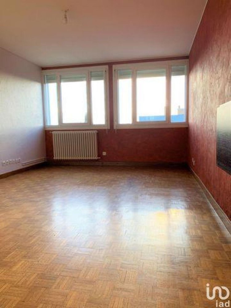 2 bedrooms Condo in Montauban, France No. 30465