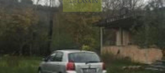 3 rooms House in Collecorvino, Italy No. 23304 10