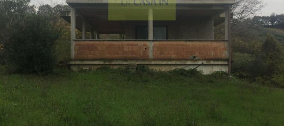 3 rooms House in Collecorvino, Italy No. 23304 12