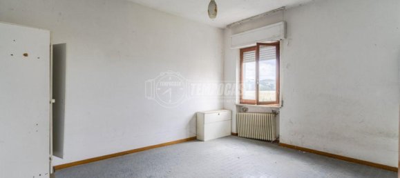 4-salle Maison à Montecosaro, Italy No. 7011 21