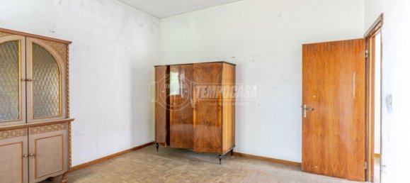 4-salle Maison à Montecosaro, Italy No. 7011 24