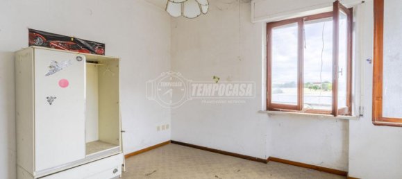 4-salle Maison à Montecosaro, Italy No. 7011 17