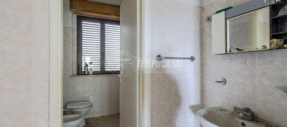 4-salle Maison à Montecosaro, Italy No. 7011 13