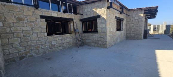 3 bedrooms Villa in Armou, Cyprus No. 9303 6