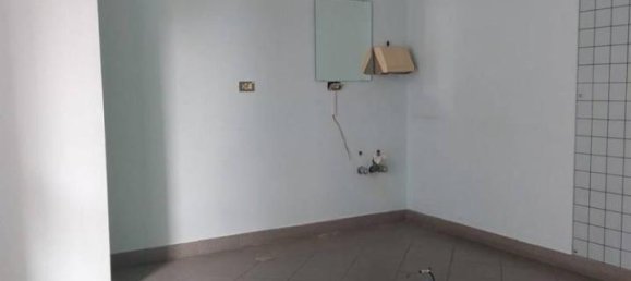 5 rooms Apartment in Asti, Italy No. 36067 10