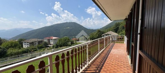 3 rooms Apartment in Albino, Italy No. 273733 2
